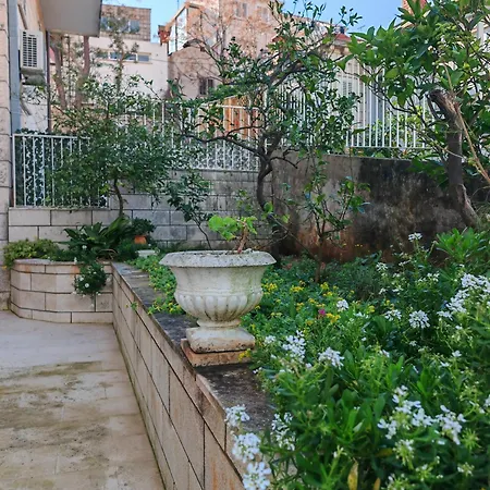 Central Apartment Dubrovnik Διαμέρισμα *